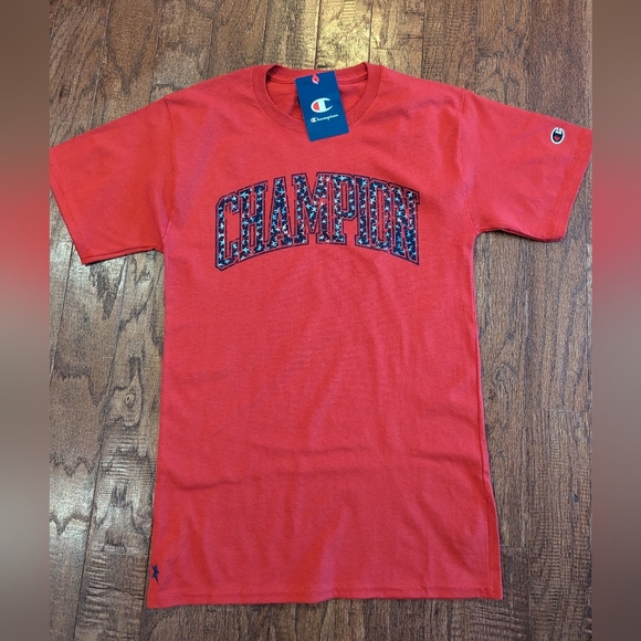 Champion red Crew Neck Short Sleeve star Graphic T-Shirt unisex S - Picture 12 of 14
